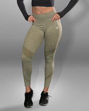 Load image into Gallery viewer, Amore Seamless Olive Leggings