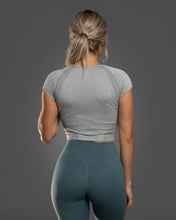 Load image into Gallery viewer, Amore Seamless Crop Top Light Grey