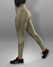 Load image into Gallery viewer, Amore Seamless Olive Leggings
