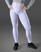 Load image into Gallery viewer, Amore Seamless Violet Leggings
